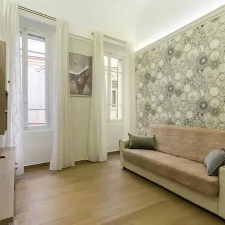 Celebrity House Apartman *