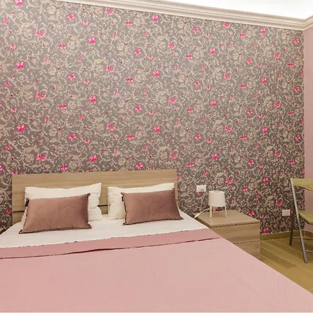 דירה Celebrity House